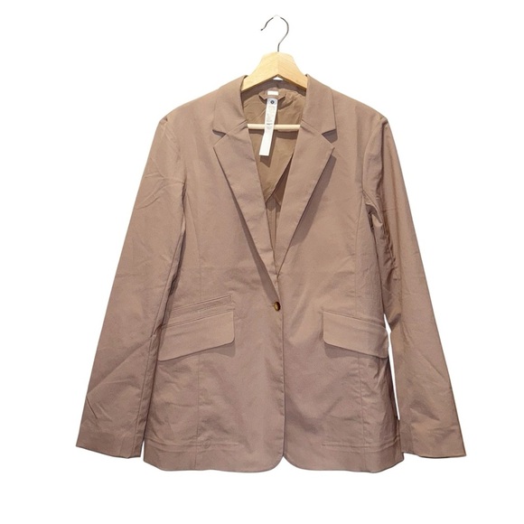 NWT Lululemon Relaxed-Fit Twill Blazer Taupetastic, Size Small - Picture 4 of 7